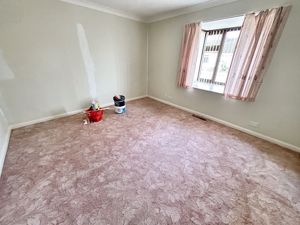 Bedroom- click for photo gallery